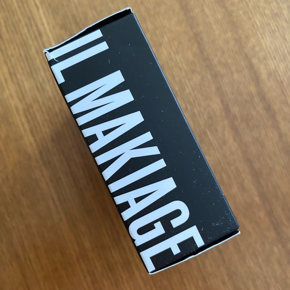 IL MAKIAGE MINERAL BAKED HIGHLIGHTER INSTANT GLOW  in Gimme More - Picture 1 of 9